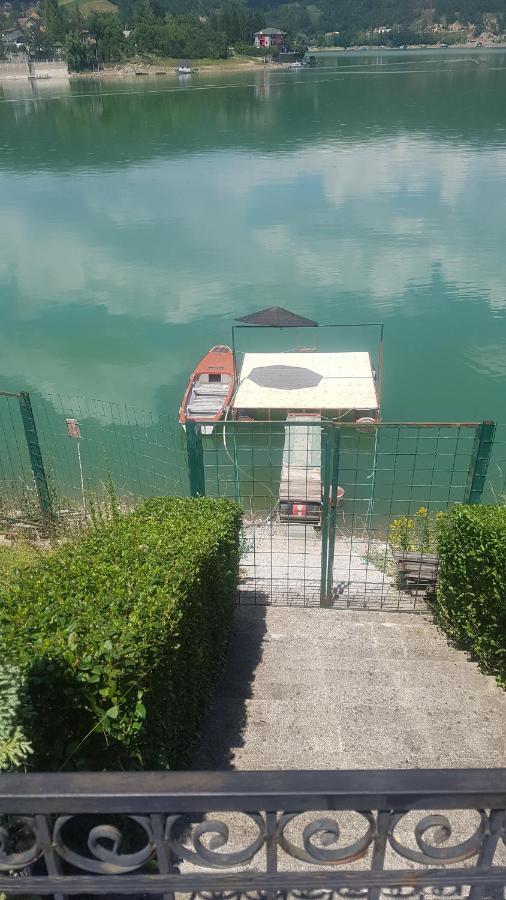 Lake House Novi Pazar Luaran gambar