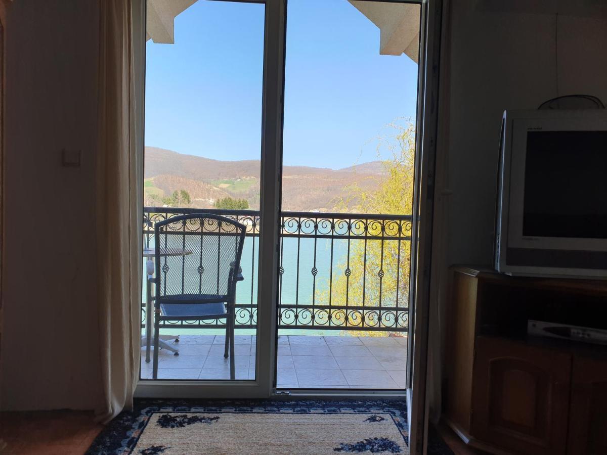 Lake House Novi Pazar Luaran gambar